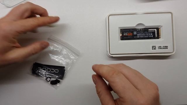 Samsung 970 EVO M.2 SSD NVMe 500GB + Cooler - UNBOXING