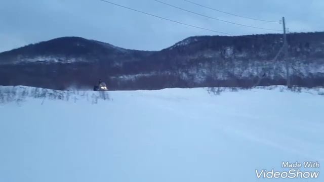 Прыжок на Arctic Cat Z1 Xt