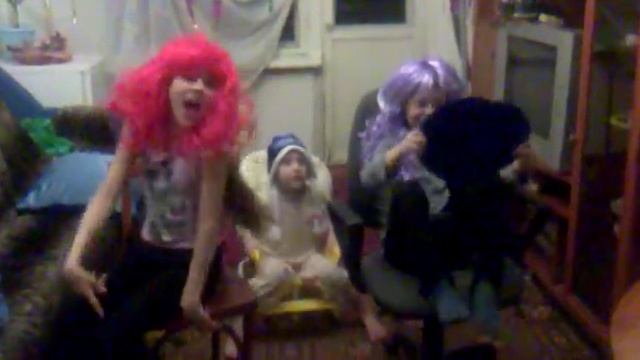 серебро отдыхает,дети прикол .mp4 смотреть онлайн