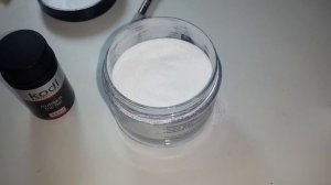 Укрепление ногтей акриловой пудрой