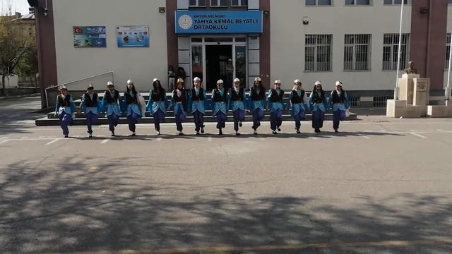 ELLA ELLA MESELA HORON смотреть онлайн