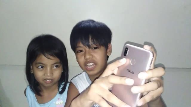 P3,300 ASUS ZENFONE Max M1 Unboxing смотреть онлайн