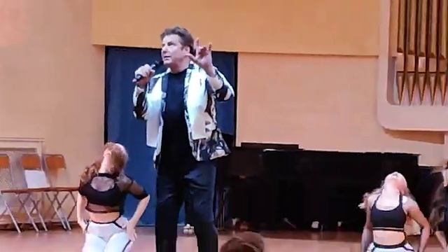 "Теннис". Музыка Д.Жарова, Стихи Ф.Филиппова и А.Барановского. смотреть онлайн