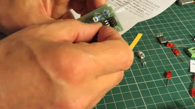 SHORTER VERSION Grandad's Postbag Combined assembly and test LED DIY Kit and USB Soldering Iron смотреть онлайн