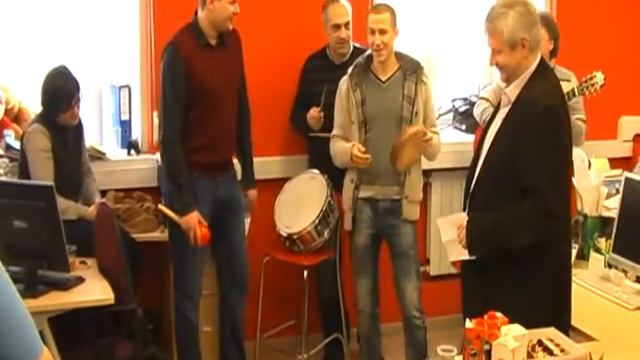Поздравление с 8 Марата. Коллектив МегаПро смотреть онлайн