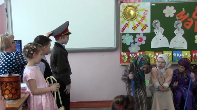 мальчики танцуют "бабушки старушки" ахахаха смотреть онлайн