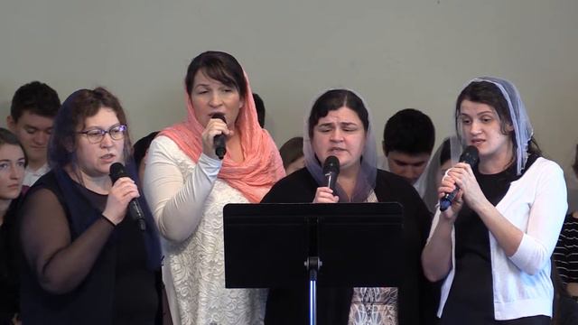 Ветви крутых дорог ждут нас всех впереди, смотреть онлайн