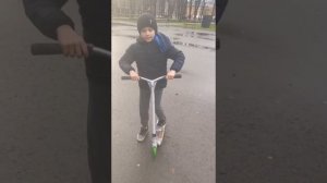 Обучалка на вип на трюковом самокате :)