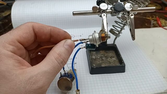 Регулятор Тока для Зарядного Устройства! Самоделка! Тиристор и Диод! смотреть онлайн