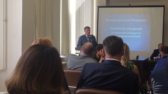 Василий Пониделко: у меня на территории нет незаконной торговли смотреть онлайн