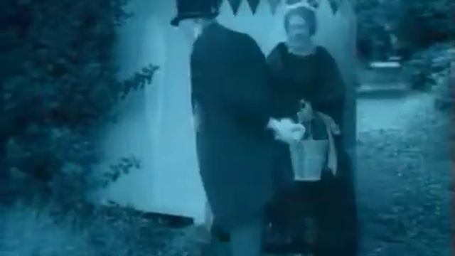 Monty Python S01E02 Part 2 of 3 смотреть онлайн