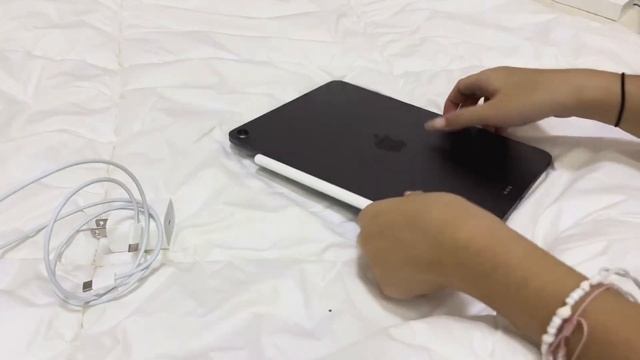 ipad air 5th gen unboxing (space grey) with apple pencil 2nd gen  смотреть онлайн