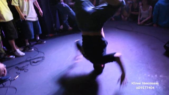 zit-RAM break dance смотреть онлайн