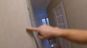 Как клеить Разные Обои в Углу наружном.  Без пластикового уголка. Флизелин.