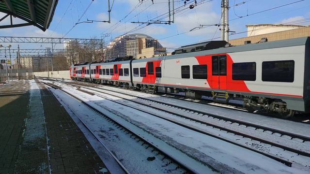 Скоростной электропоезд ЭС1П-016"Ласточка" смотреть онлайн
