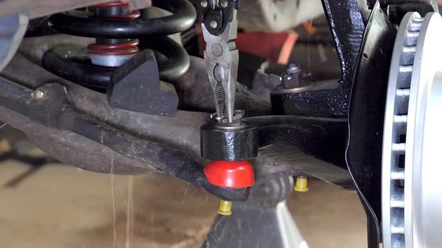 Finishing the Front Suspension Lift with Spacers, Tires, and Brakes (78 Firebird Ep.38) смотреть онлайн