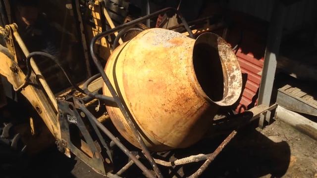 МКСМ 800 (бетономешалка бу) смотреть онлайн