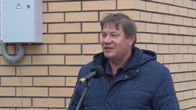 В Сергеево открыли первый в районе бюджетный дом смотреть онлайн