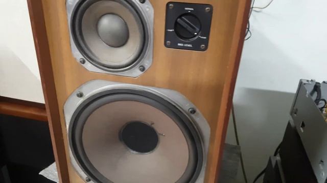 Loa YAMAHA NS 650.loa 3way.Bas 25.Giá 6tr.Đầu CD DENON 1550AR.Giá 6tr.Ampli Onkyo A722.LH 090231370 смотреть онлайн
