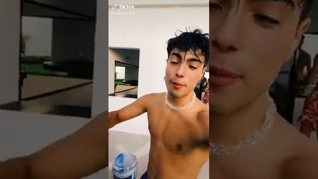 Naim bailando bachata ? смотреть онлайн