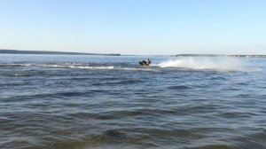 гидроцикл BRP XP крутая игрушка ныряет и прыгает 2
