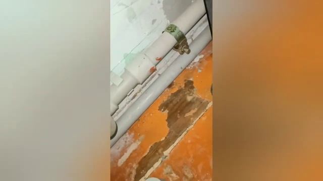 Течь в пластиковых трубах смотреть онлайн