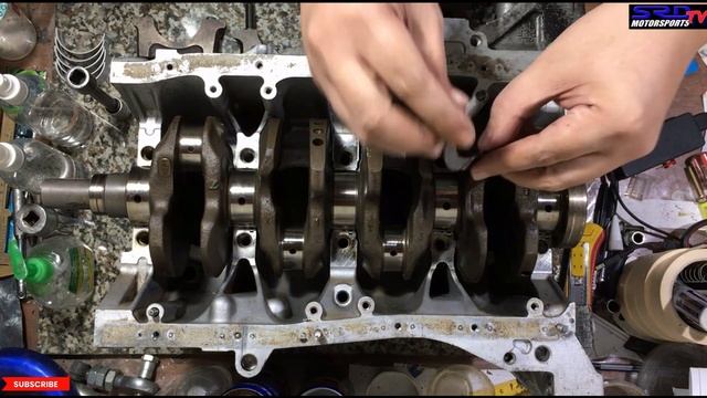 B18c TypeR Crankshaft Inspection: journal run-out, end play смотреть онлайн