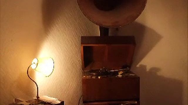 "Jealousy" (Gade) Tango Played by Pavillion Lescaut Tangop Orch Parlo R 3529 смотреть онлайн
