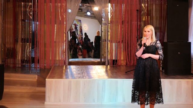 Довела всех до слез в зале...Дочь поздравляет отца с юбилеем! смотреть онлайн