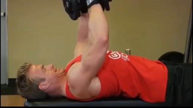 Лучшие упражнения для мышц груди.Сведение гантелей лежа на горизонтальной скамье смотреть онлайн