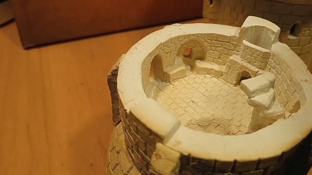 Замок (ДОНЖОН), метраж помещений в разных масштабах. Поставил башню в аквариум для окрашивания. DIY смотреть онлайн