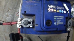 Аккумулятор поменял полярность?Такое возможно?