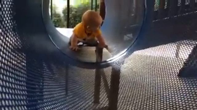 малыш позает по пластунски смотреть онлайн