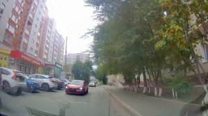 Движение на автомобиле по Тюмени до музыкальной школы и обратно