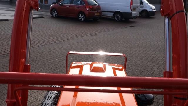 Kubota B7001 4wd / Voorlader смотреть онлайн