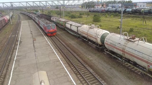 ЭД4М-0291 сообщением Рязань – Москва прибыла на станцию Дягилево смотреть онлайн
