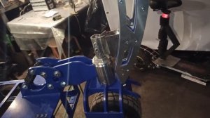 Складной руль на электросамокате HURAGAN.