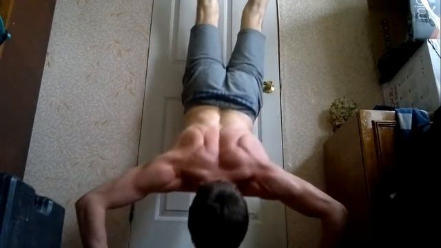 Отжимание к в верх ногами смотреть онлайн