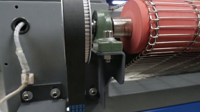 Лазерный раскройщик ткани с ЧПУ Wattsan 1610 Duos Conveyer [ОБЗОР] режет кожу. смотреть онлайн