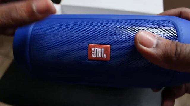 CHARGE 2+ JBL RÉPLICA - VALE APENA? смотреть онлайн