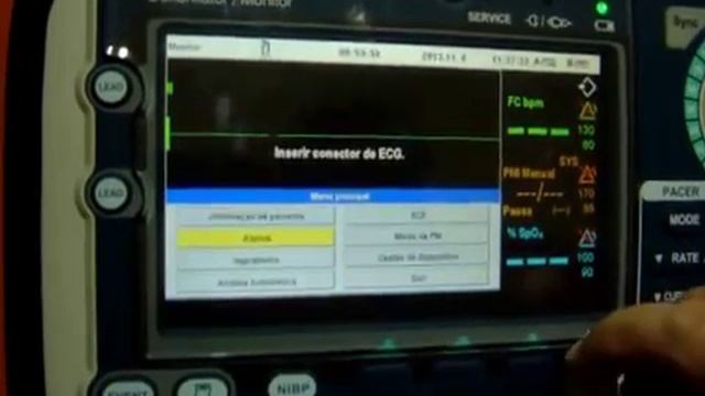 Дефибриллятор-монитор многофункциональный бифазный LIFEGAIN CU-HD1 смотреть онлайн