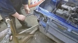 Вытягиваю брызгавик лонжерона Ваз 2109 без стапеля