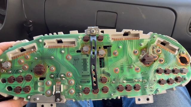 Hyundai HD-72 Не работает тахометр Первая попытка ( НЕУДАЧНАЯ )