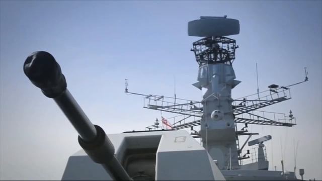 HMS Queen Elizabeth: The Pride of Royal Navy смотреть онлайн