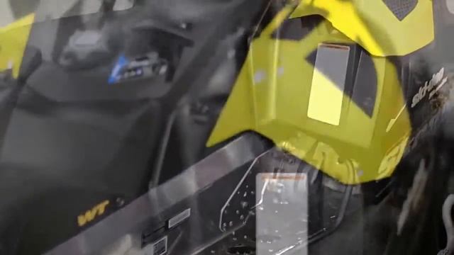 2014 Ski Doo Skandic WT 550F смотреть онлайн