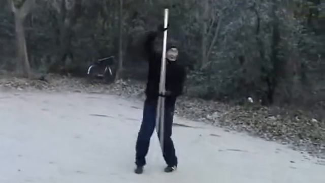 Мастер Ван Ци демонстрирует копьё синъи / 形意枪南京王祺 / Xing Yi Weapon Nanjing Wangqi