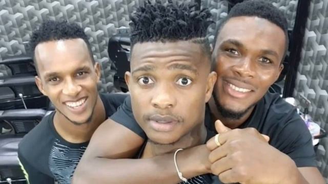 Yanga wamalizana na Mshambuliaji huyu hatari pacha wa Ntibazonkiza,Watatu Nje!! смотреть онлайн