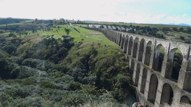 Arcos del sitio/acueducto Tepotzotlán смотреть онлайн
