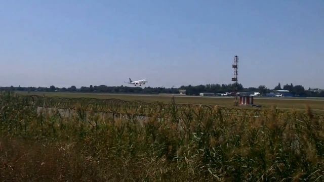 Аэропорт Алматы. Посадки. смотреть онлайн