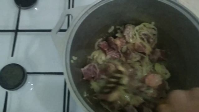 Тушеная картошка с мясом смотреть онлайн